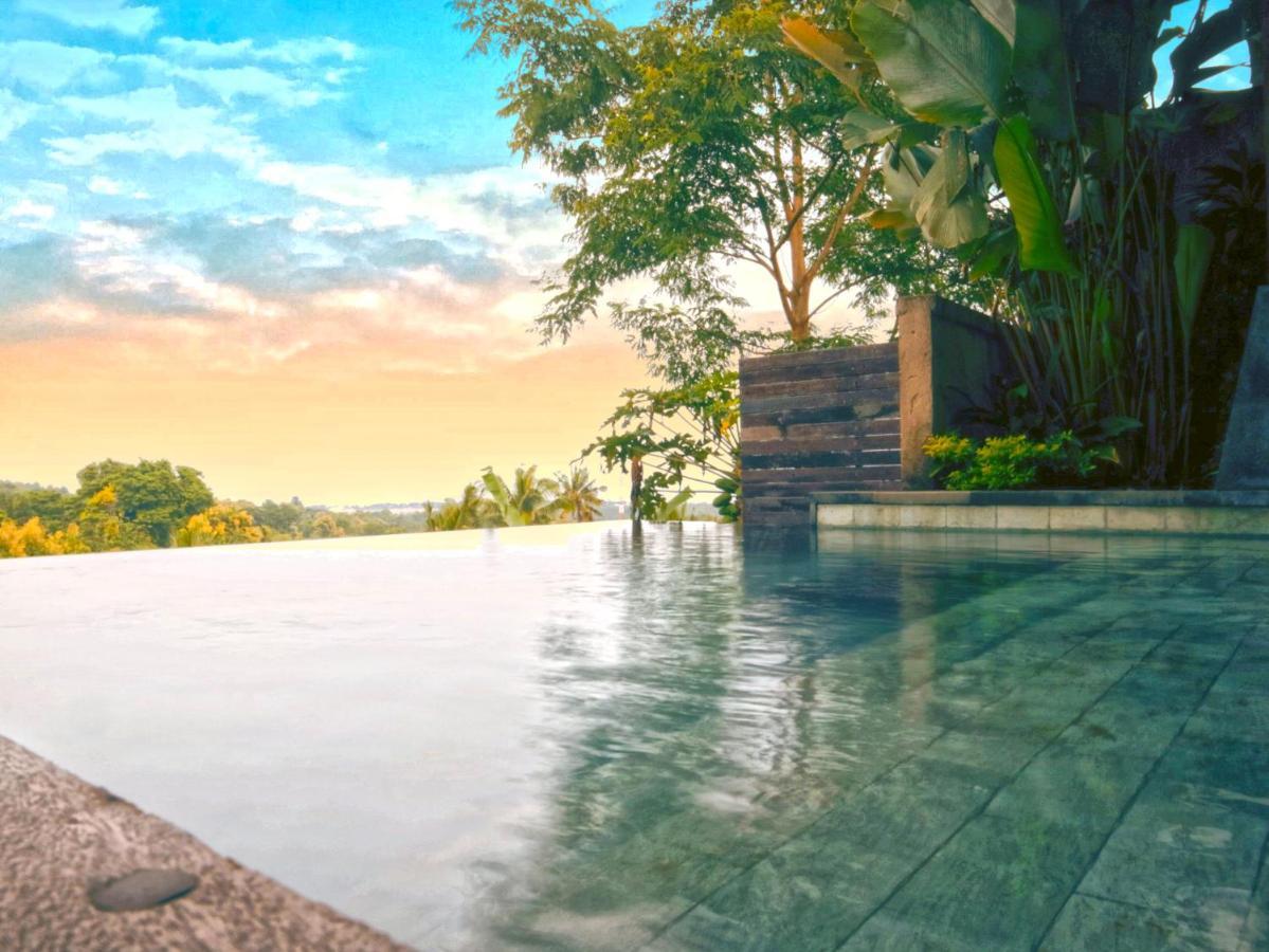 Bed and Breakfast Abinawa Hill Lovina Exterior foto